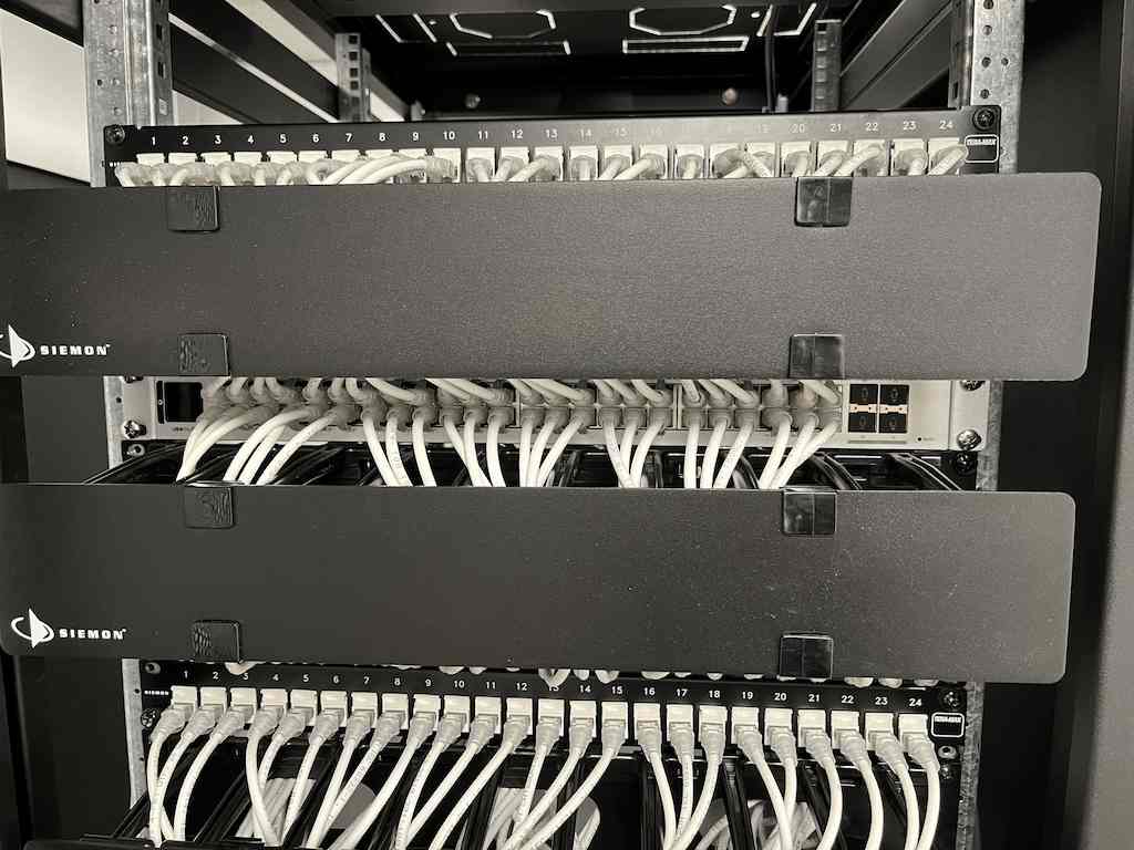 Redes de Cableado: Conexiones Confiables y Eficientes